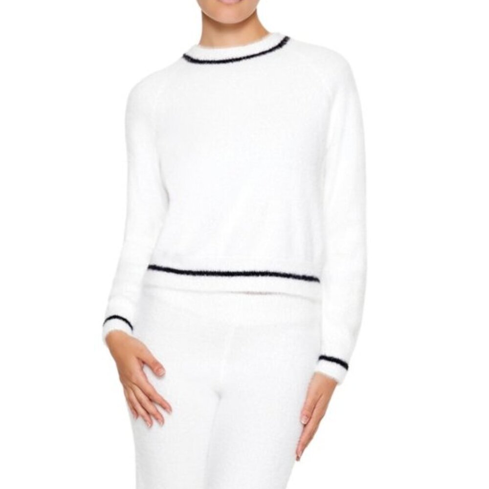Forever 21 Women’s Two-Tone Fuzzy Knit Sweater White XS
